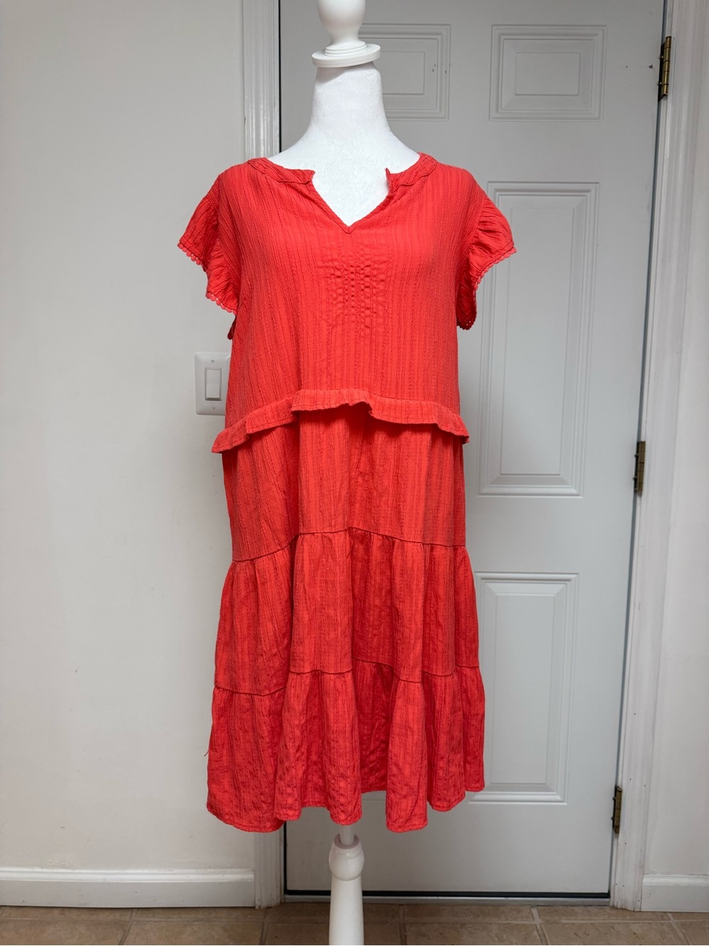 THML - Red Tiered Cotton Blend Midi Dress 
Size - Large